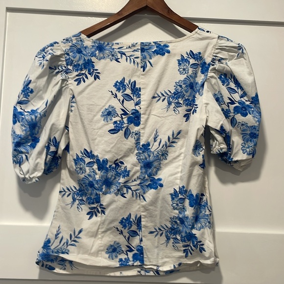 Top - Picture 2 of 3